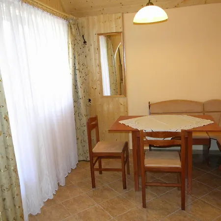 István Ház Balatonkeresztúr