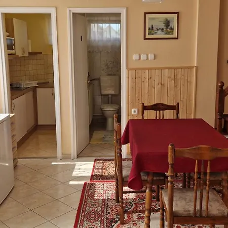 Istvan Haz Balatonkeresztúr