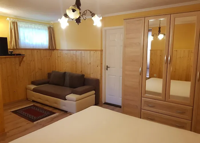 István Ház * Balatonkeresztúr