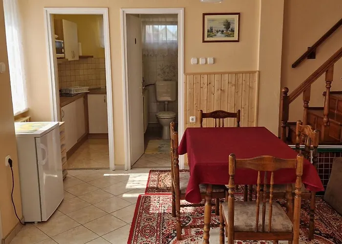 István Ház Balatonkeresztúr